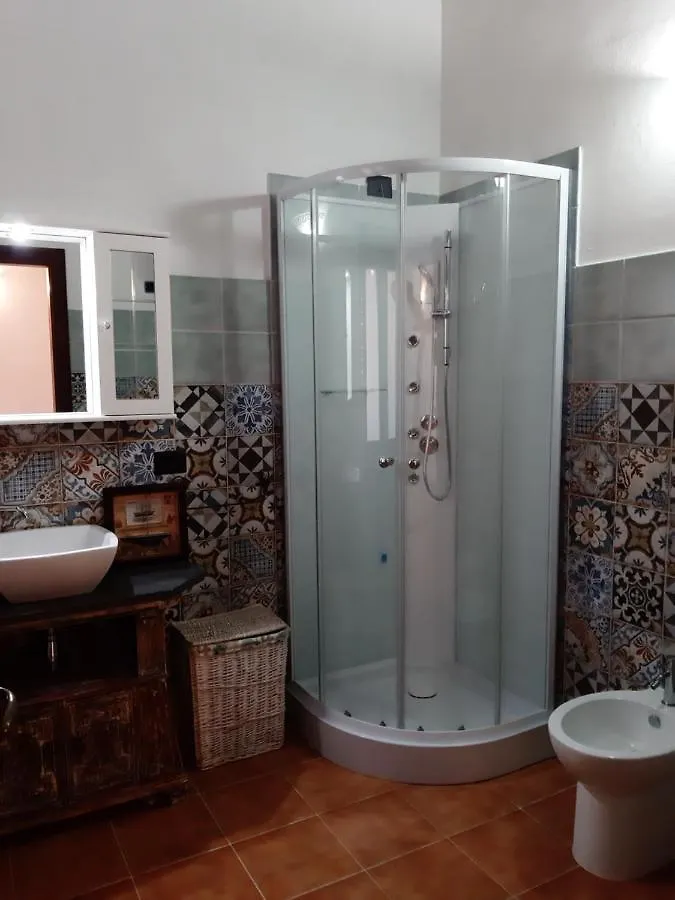 Domus Petrarca Guesthouse Serramanna Apartment