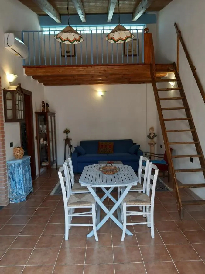Domus Petrarca Guesthouse Serramanna